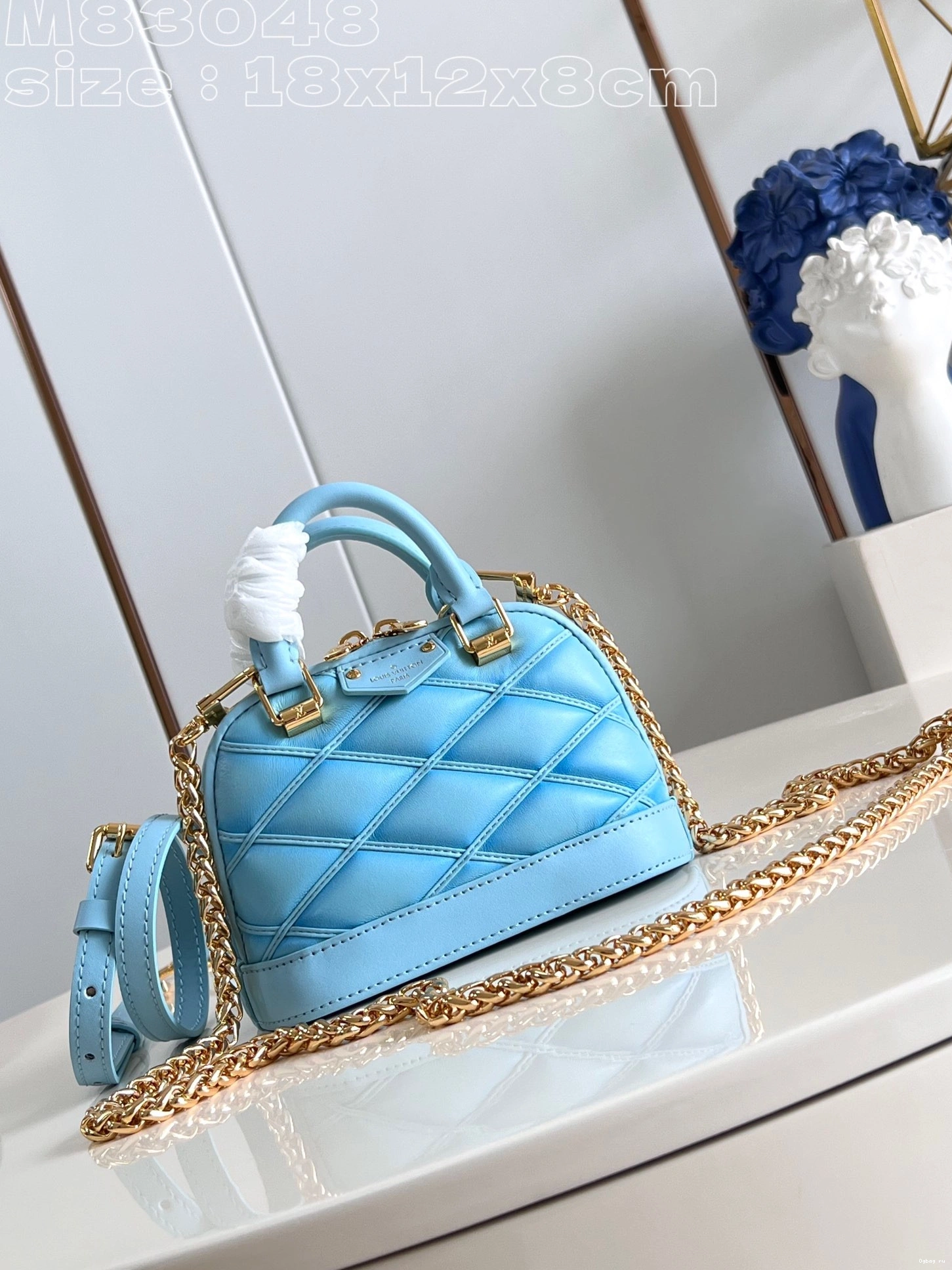 LOUIS Alma-18*12*8cm Nano VUITTON 0809